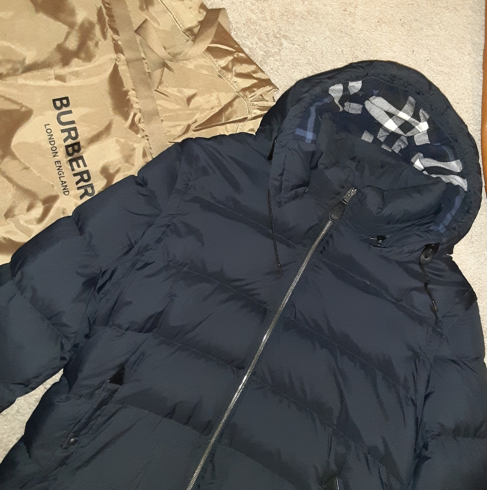 MEN'S BURBERRY DETACHABLE SLEEVE/HOOD PUFFER